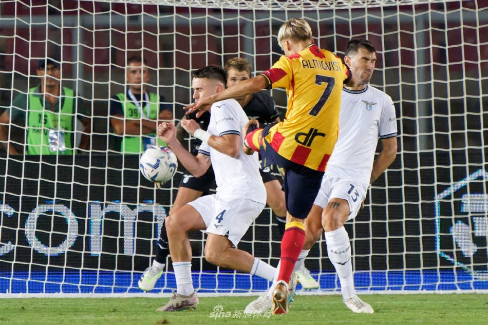 伦纳德凭借 伦纳德凭借