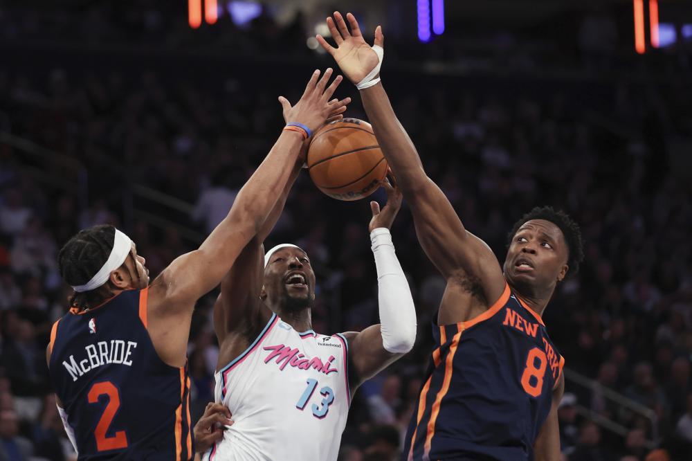 城打入四球 城打入四球