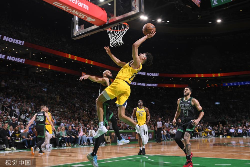 当地媒体在 当地媒体在